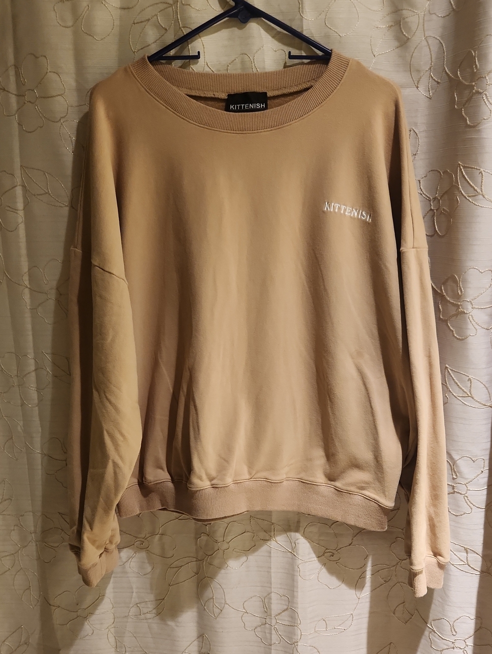Kittenish Women’s Crewneck Sweater in Tan